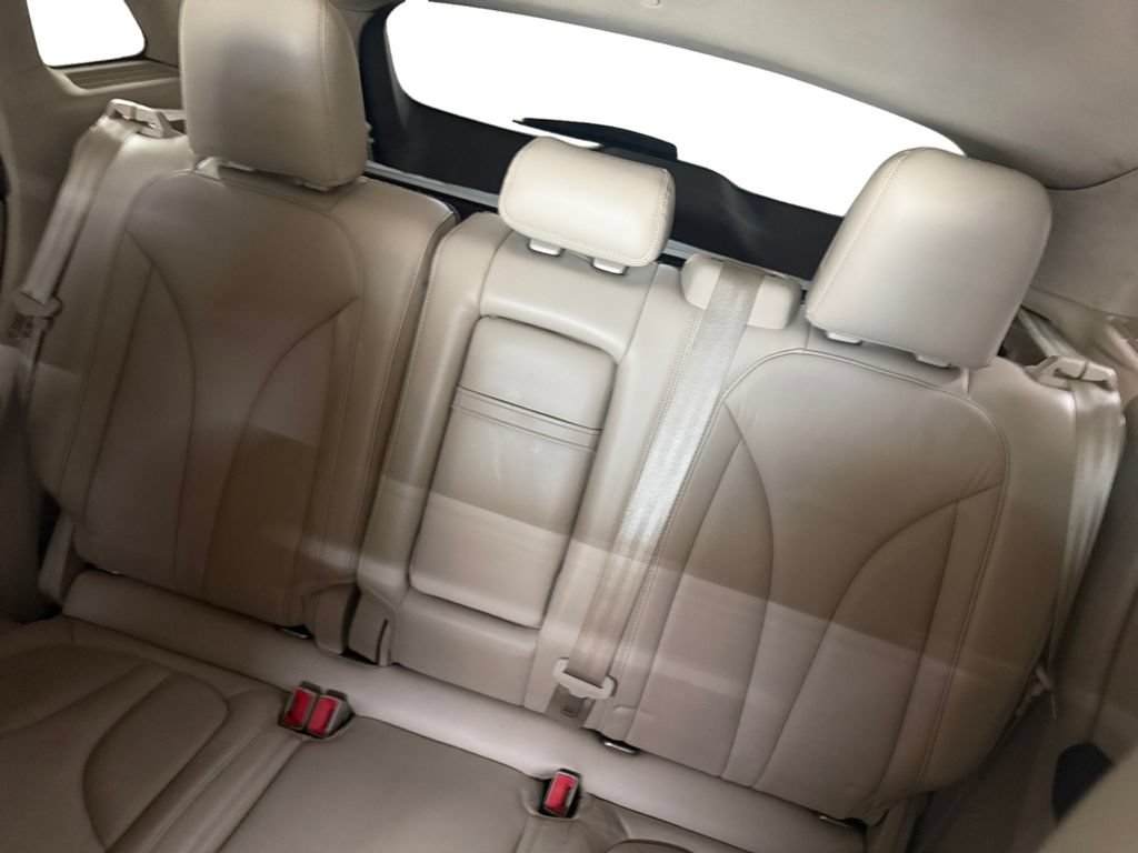 Used 2019 Lincoln MKC Select w/ Select Plus Package FWD image 26