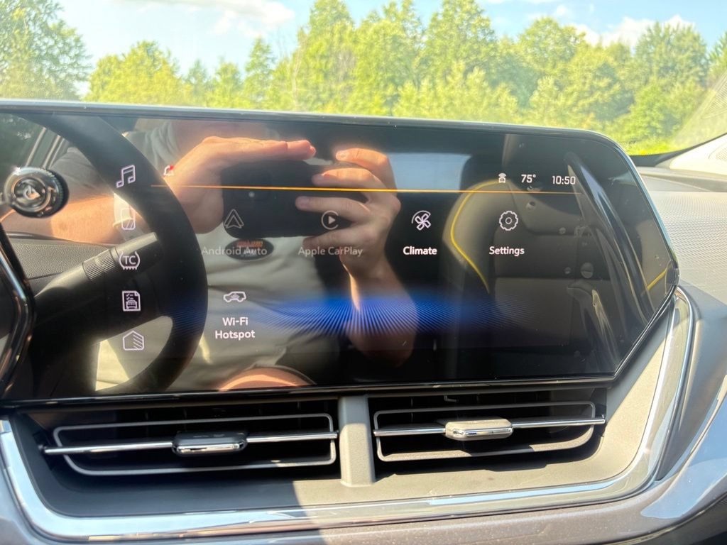 New 2026 Chevrolet Trax ACTIV w/ Sunroof Package FWD image 20