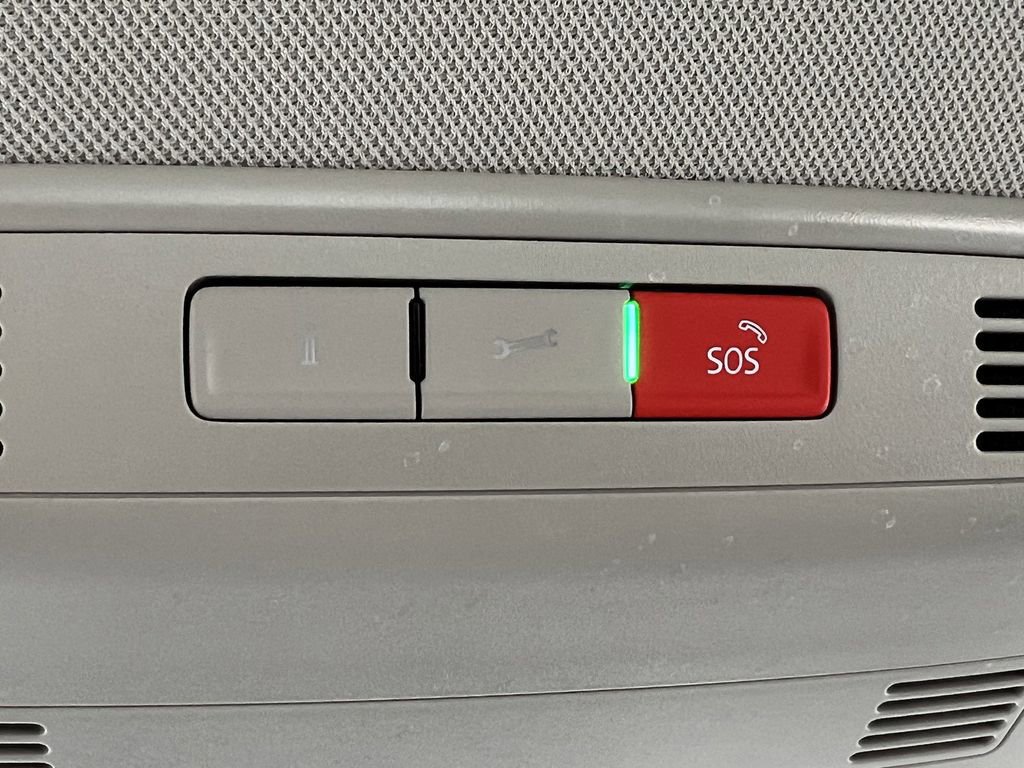 Used 2024 Volkswagen Jetta SE image 25