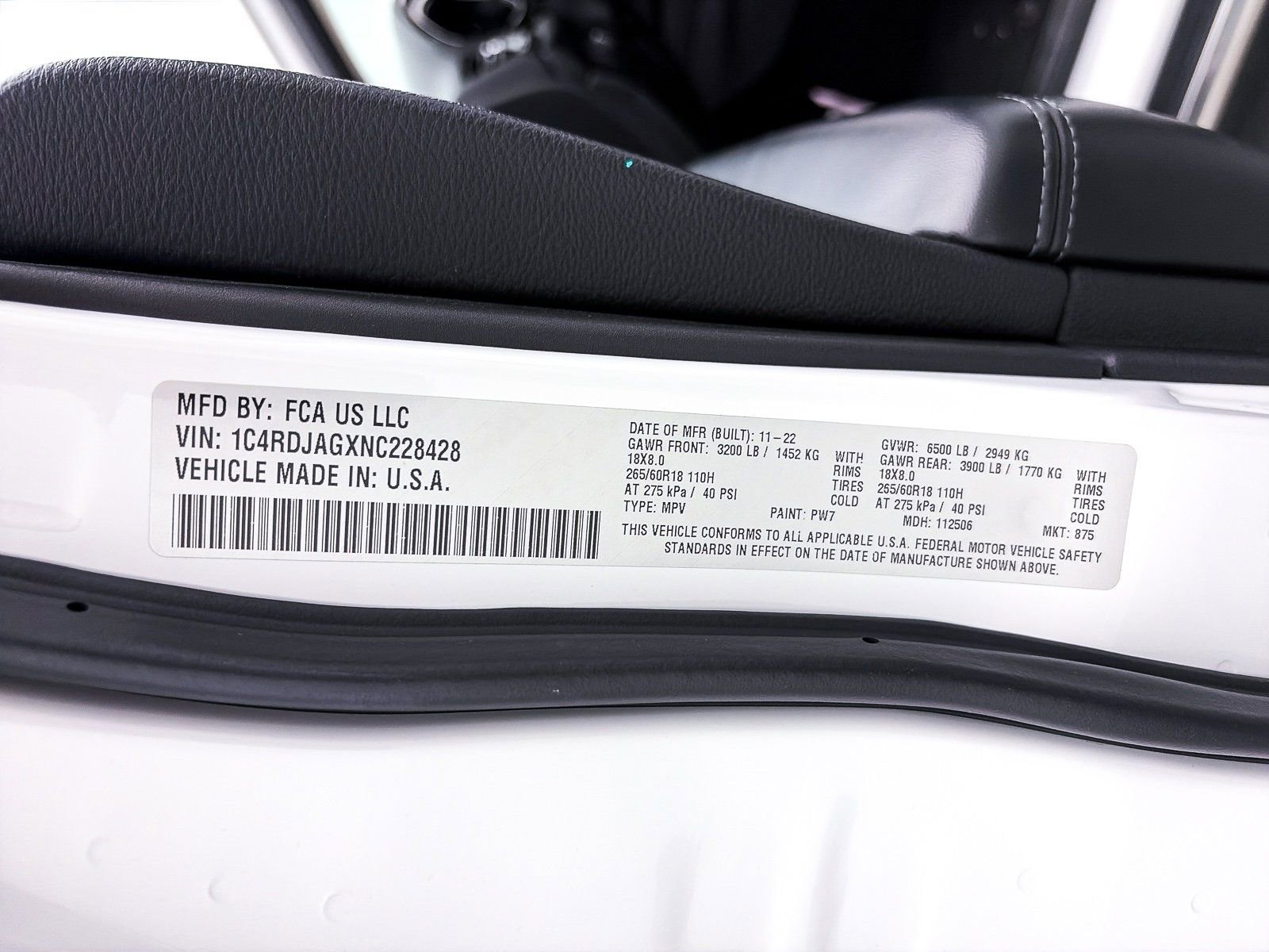 Used 2022 Dodge Durango SXT image 37