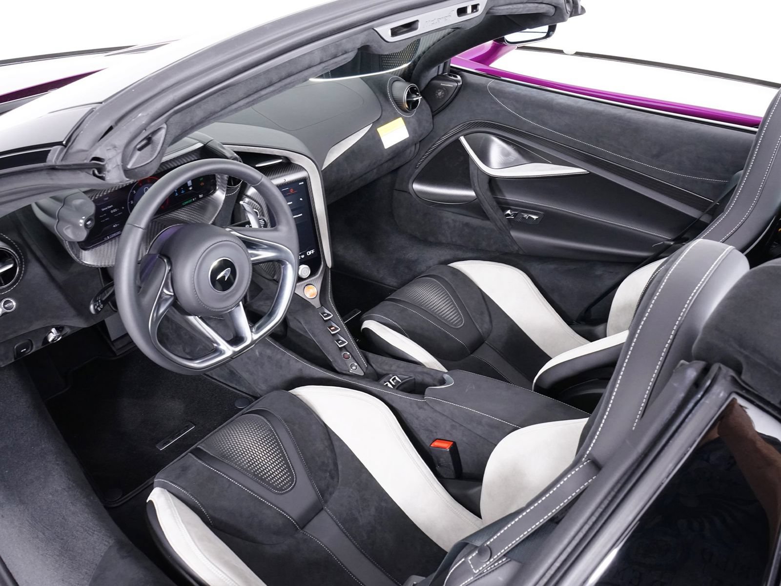 New 2026 McLaren 750S Spider RWD image 25