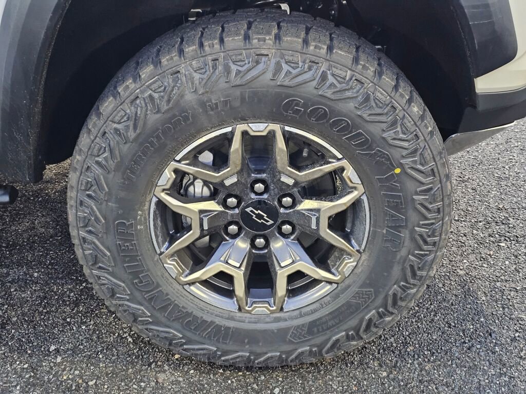 New 2026 Chevrolet Colorado ZR2 w/ Technology Package image 32