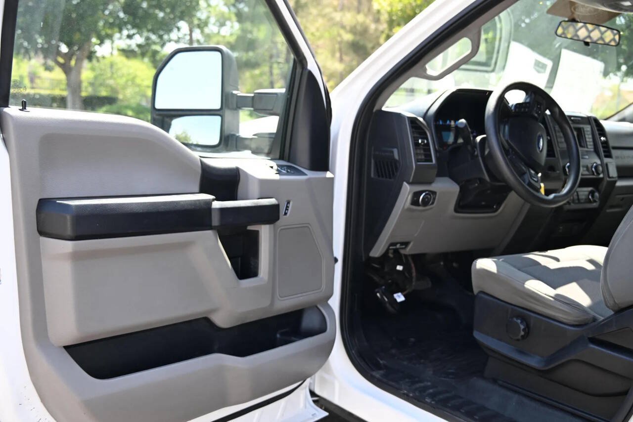 Used 2019 Ford F350 XL w/ Power Equipment Group RWD image 9