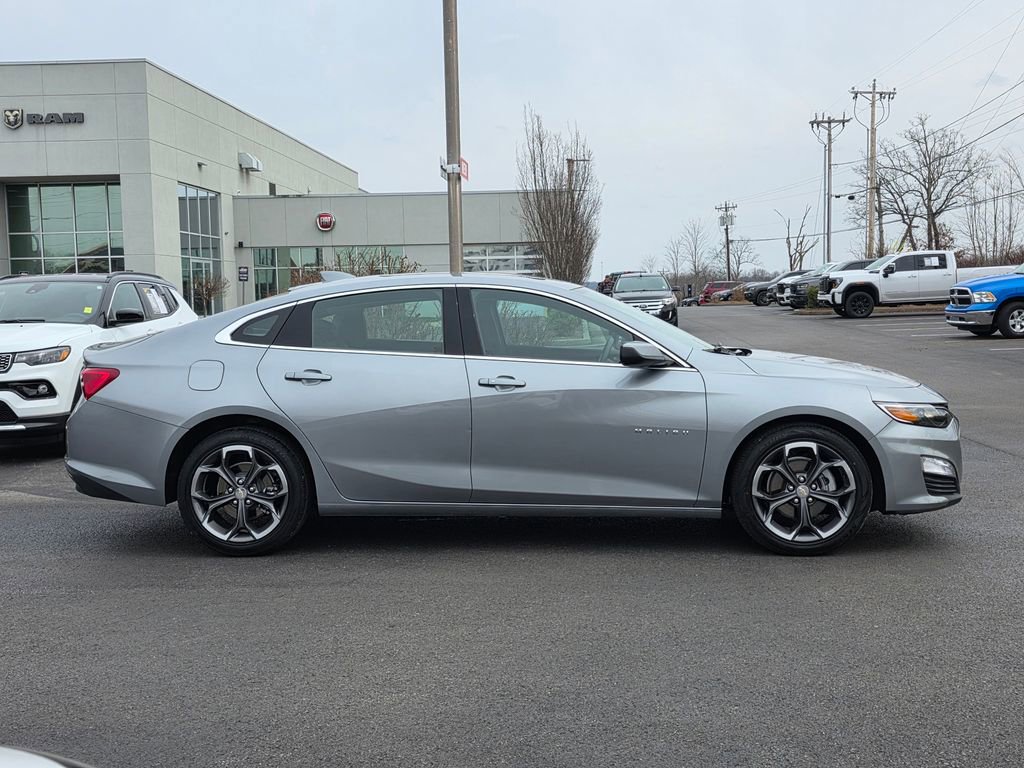 Used 2024 Chevrolet Malibu LT image 4