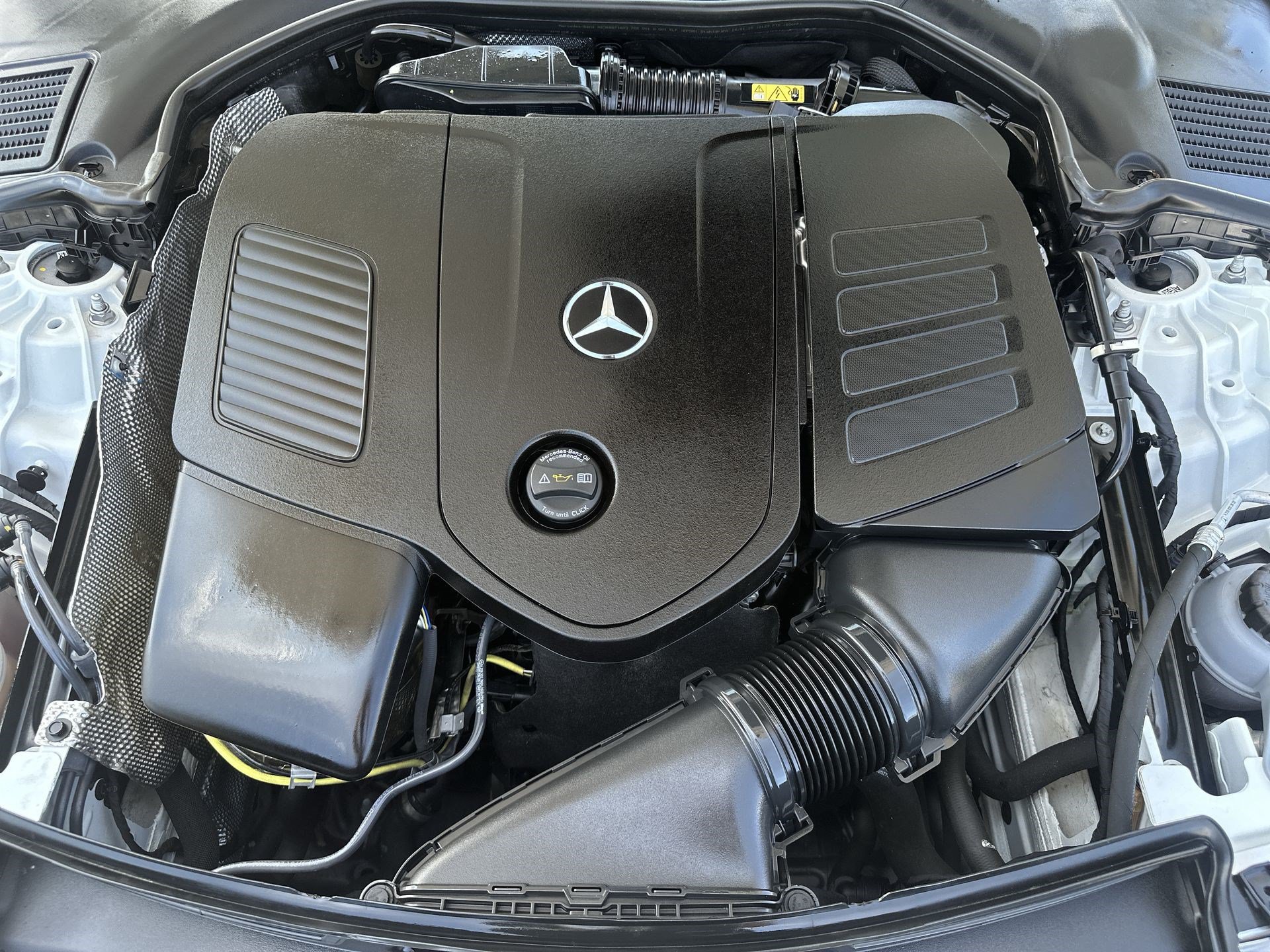 Used 2025 Mercedes-Benz C 300 Sedan image 17