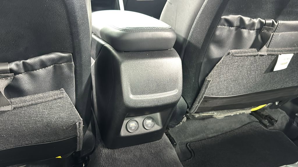 Used 2023 Kia K5 GT-Line image 35