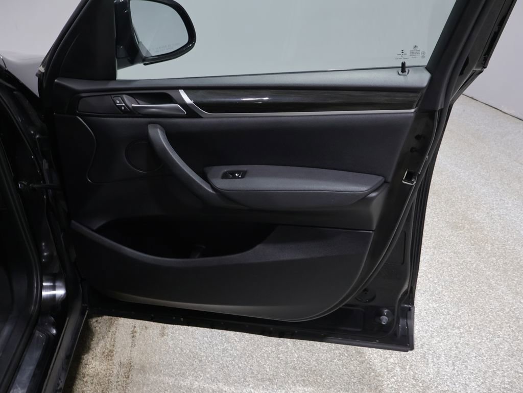 Used 2017 BMW X3 xDrive28i image 22