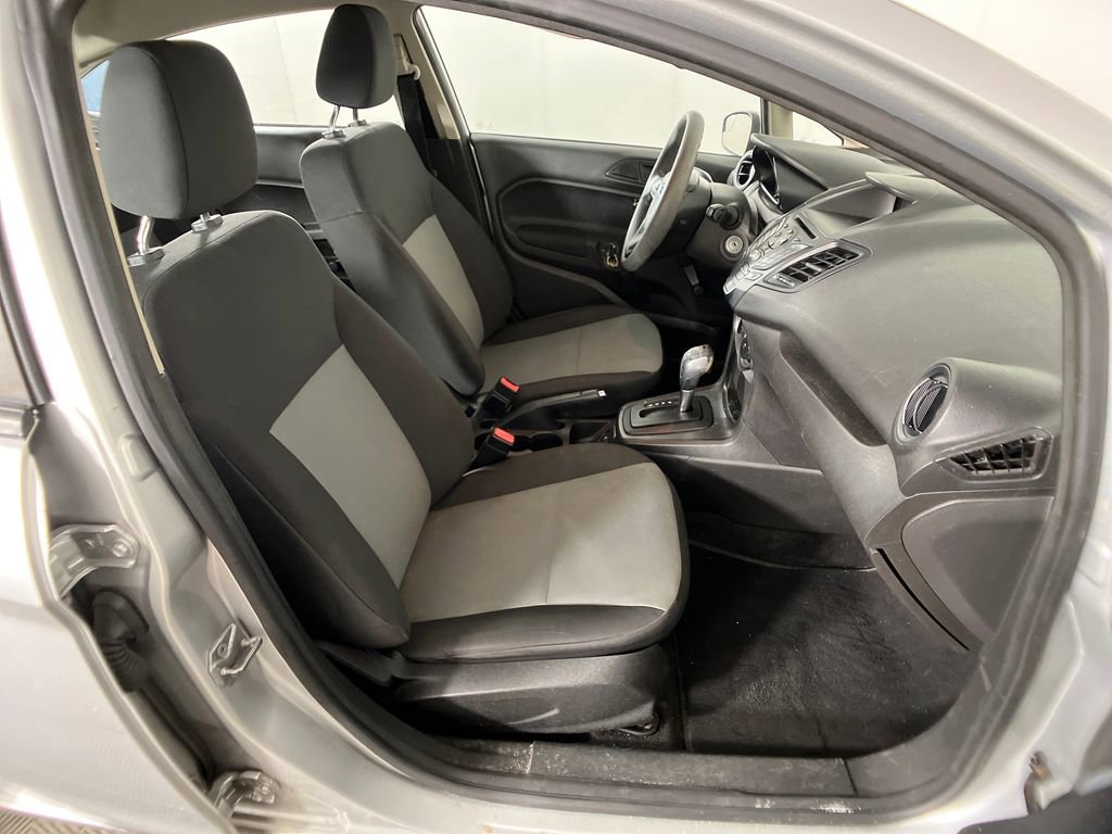 Used 2016 Ford Fiesta S image 8