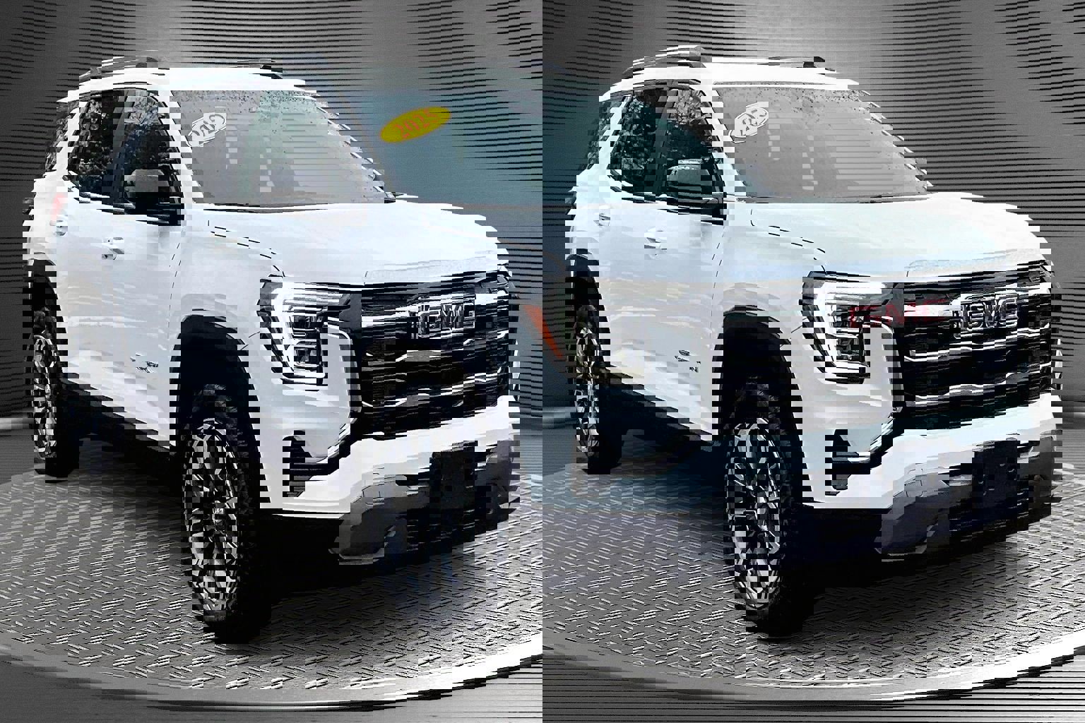 Used 2025 GMC Terrain Elevation w/ Elevation Premium Package image 1