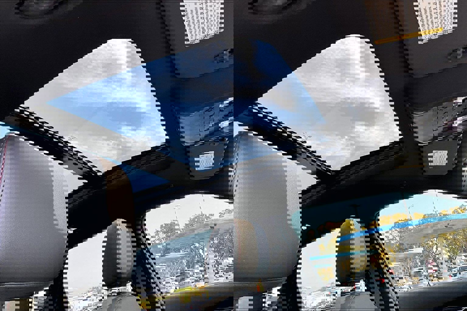 Certified 2022 Chevrolet Blazer RS w/ Driver Confidence II Package image 18