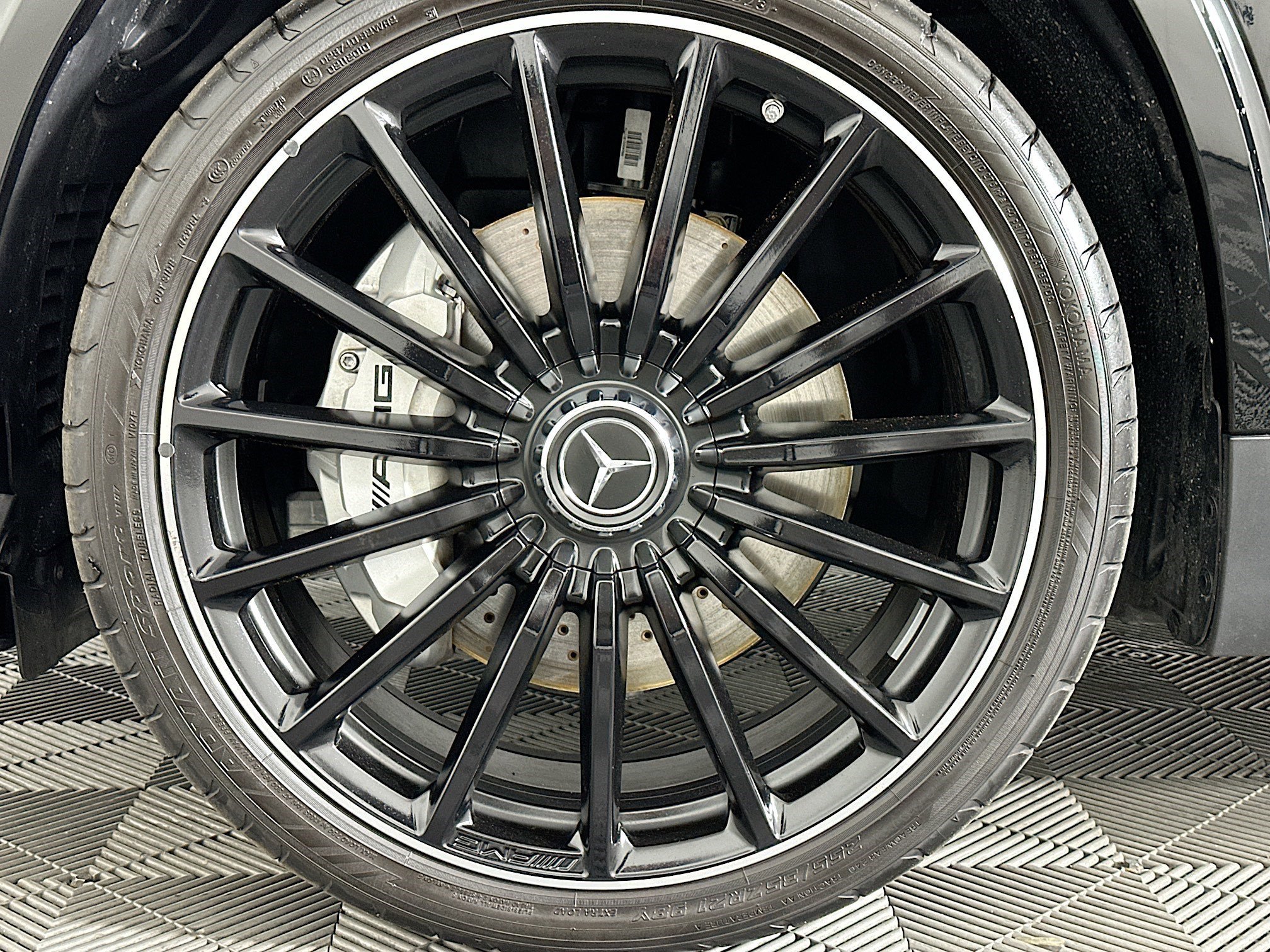 Used 2024 Mercedes-Benz GLA 35 AMG 4MATIC image 35