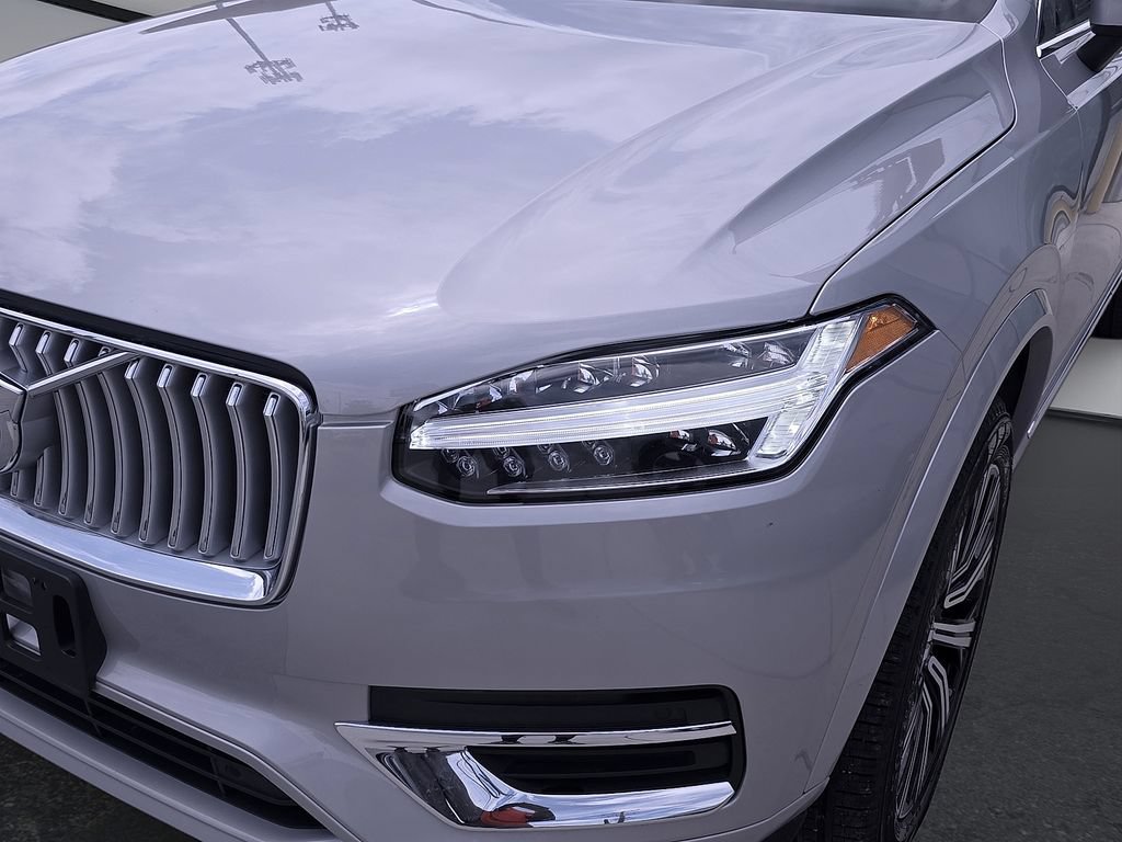 Certified 2025 Volvo XC90 B5 Core AWD/4WD image 43
