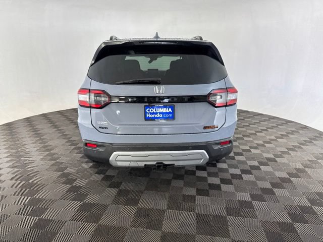 Used 2025 Honda Pilot TrailSport image 6