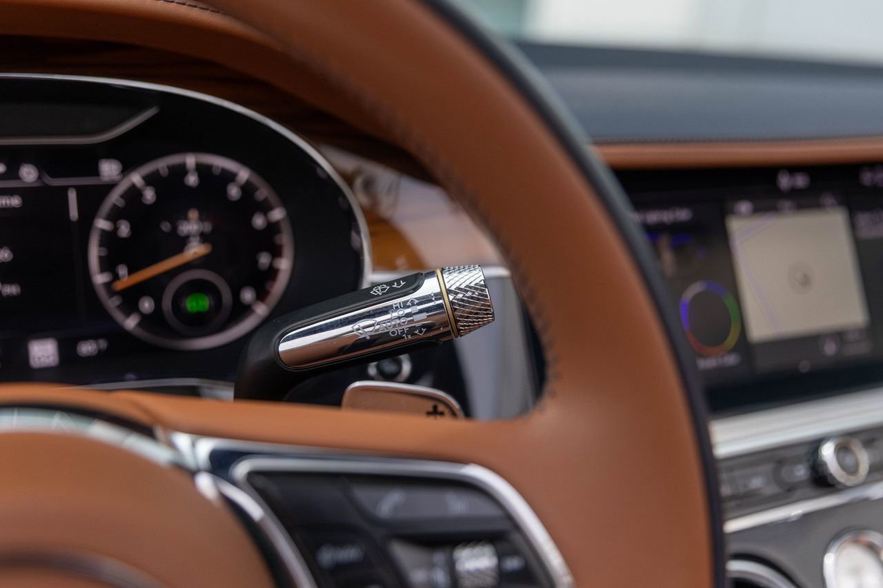 Used 2023 Bentley Continental GT Azure AWD/4WD image 38
