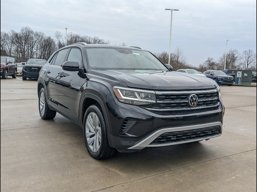 Used 2023 Volkswagen Atlas Cross Sport SE image 5
