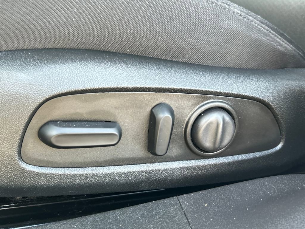 Used 2023 Chevrolet Malibu LT image 19