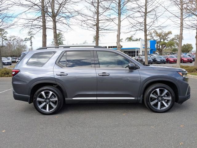Certified 2025 Honda Pilot Touring image 7