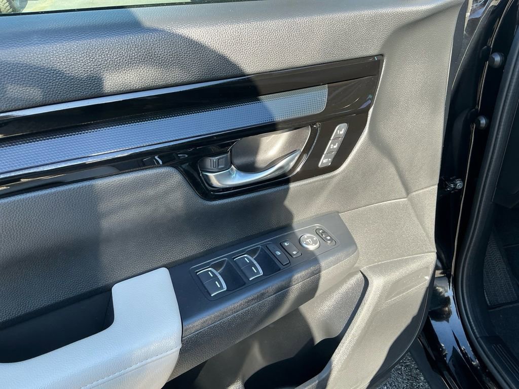 Used 2024 Honda CR-V EX-L image 16