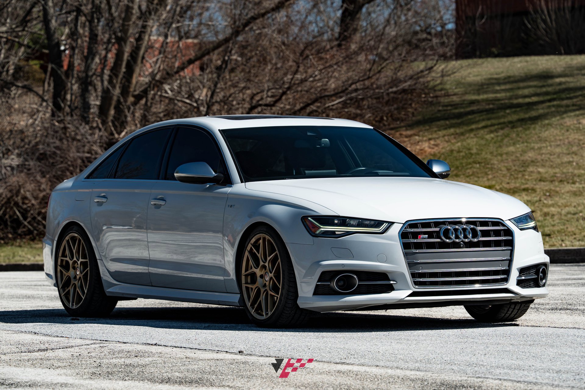 Used 2016 Audi S6 Prestige w/ Prestige Package image 3