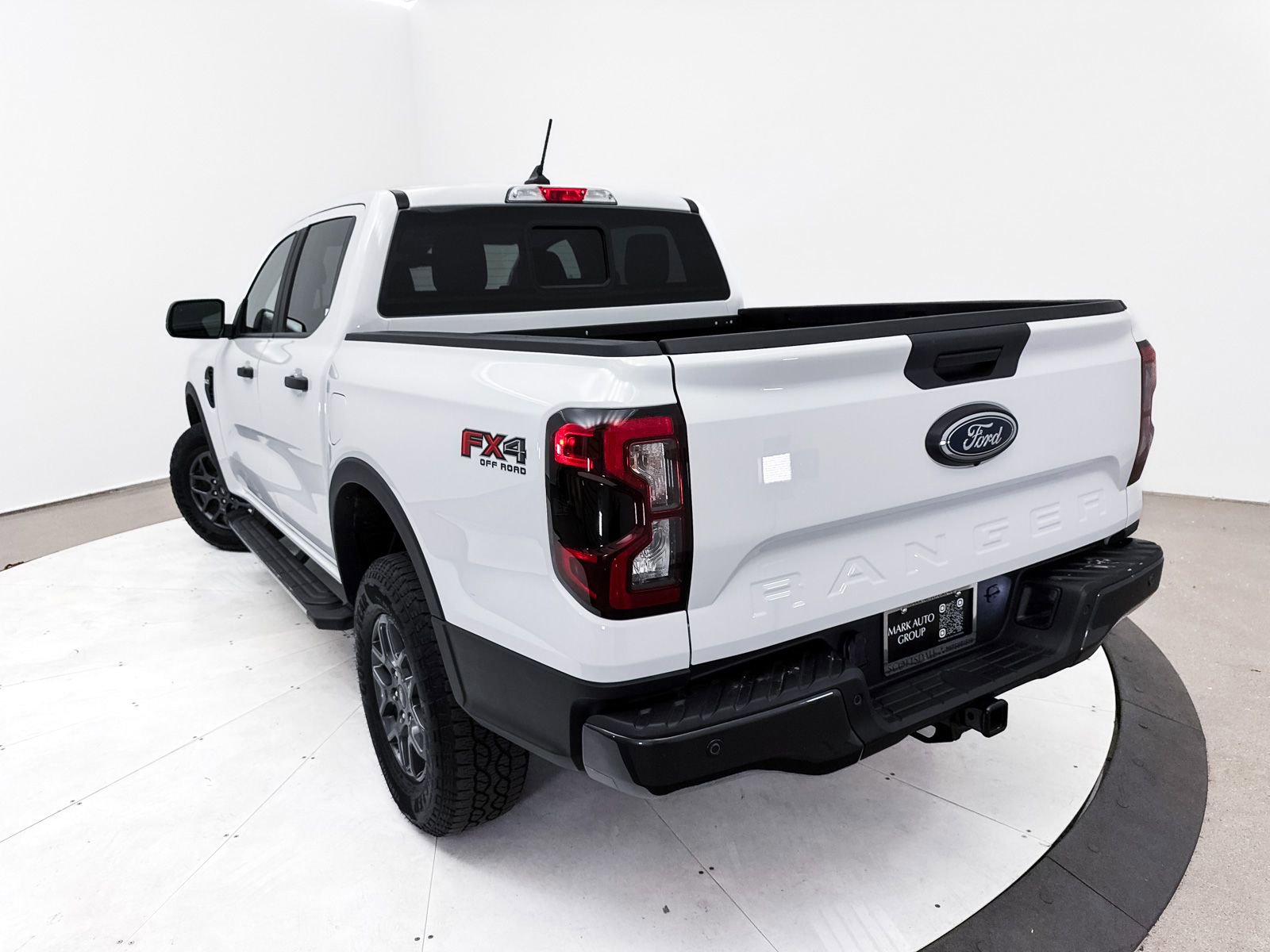 Used 2025 Ford Ranger XLT w/ FX4 Off-Road Package AWD/4WD image 7