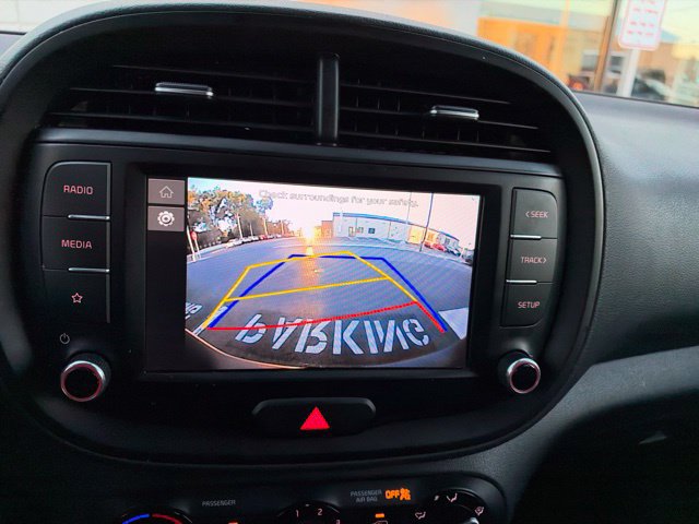 Used 2022 Kia Soul LX w/ Technology Package FWD image 21