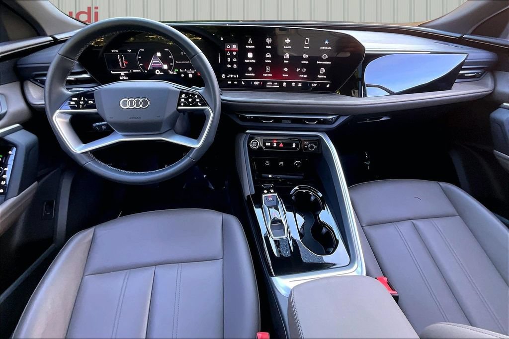 Used 2025 Audi Q5 Premium w/ Convenience Package AWD/4WD image 7