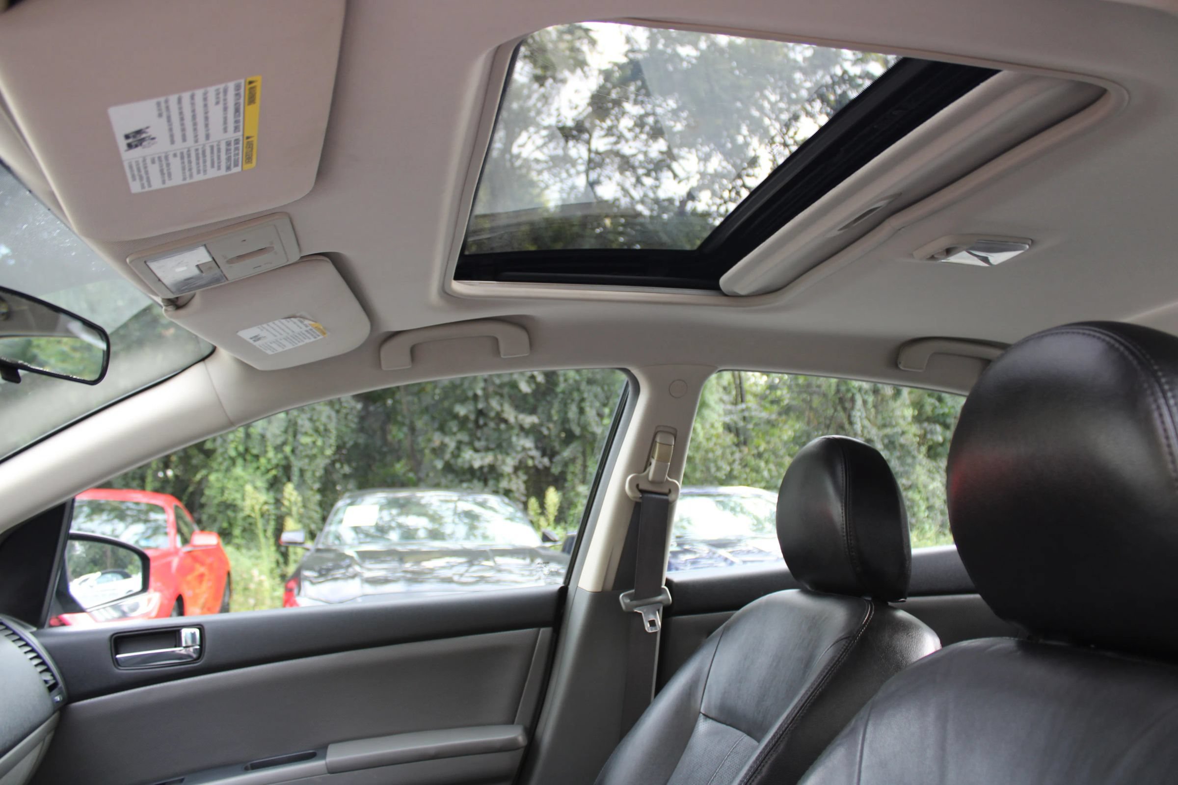 Used 2008 Nissan Sentra 2.0 SL w/ Sunroof Pkg FWD image 24