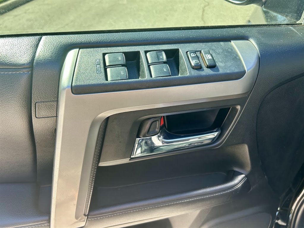 Used 2017 Toyota 4Runner SR5 RWD image 12