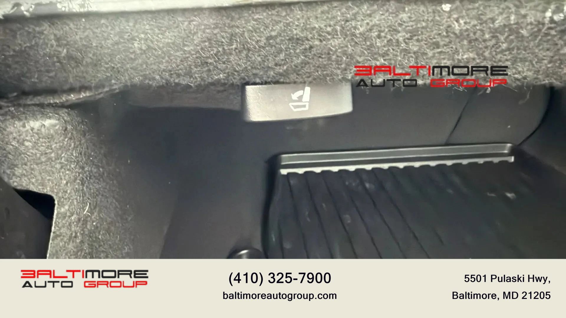 Used 2017 Acura TLX image 40