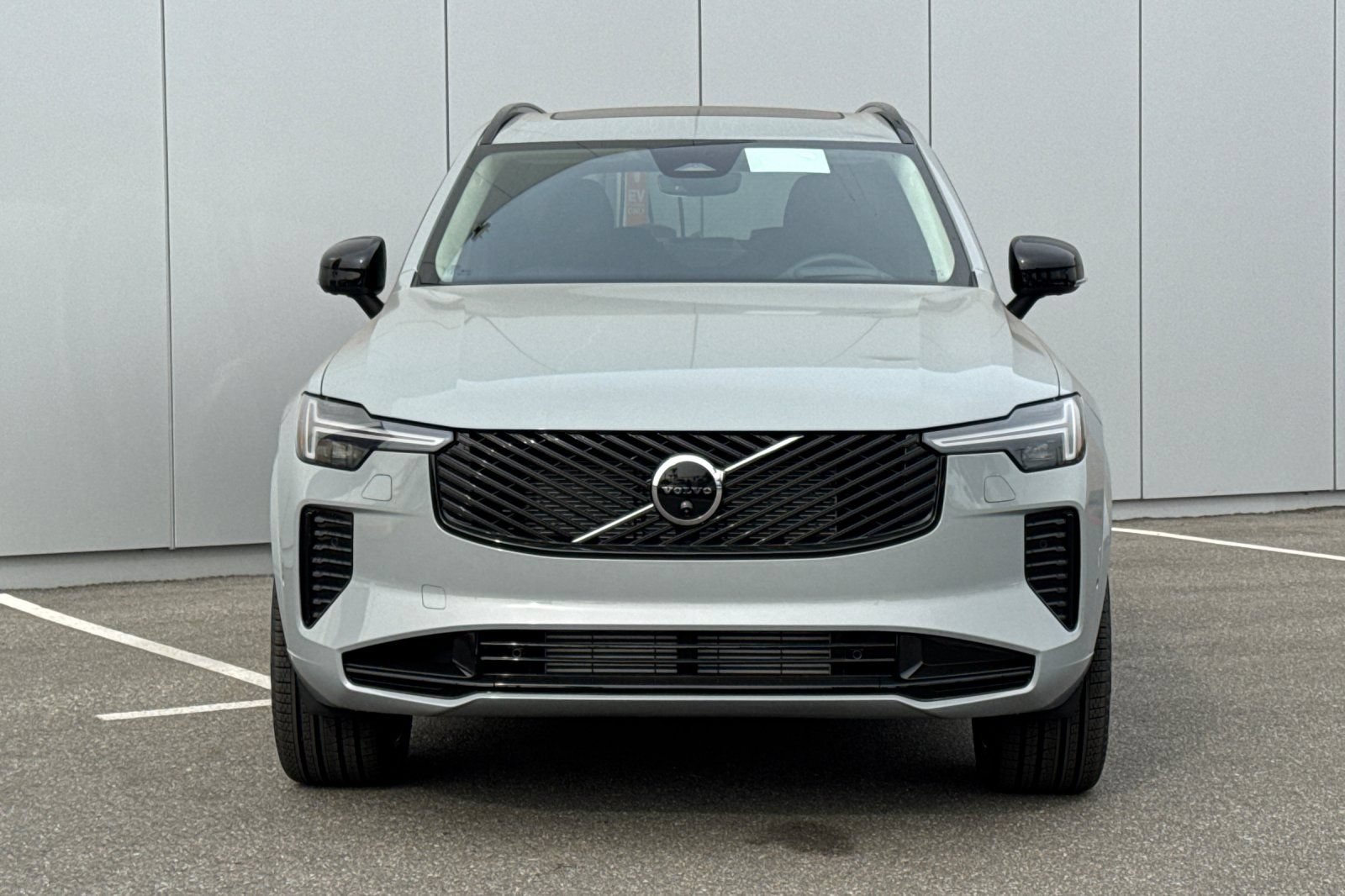 New 2026 Volvo XC90 T8 Ultra w/ Lounge Package AWD/4WD image 8