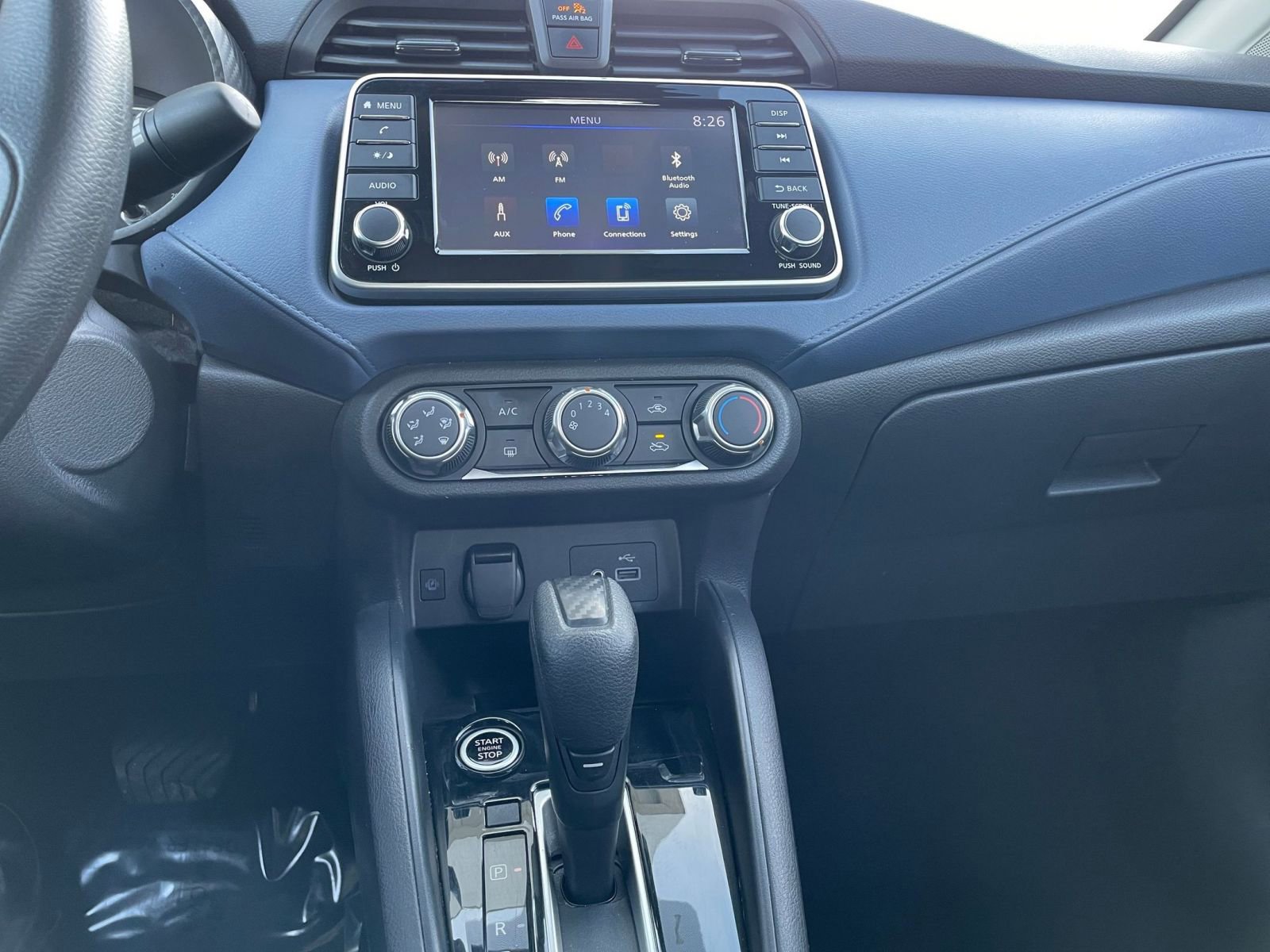 Used 2025 Nissan Versa SV image 17