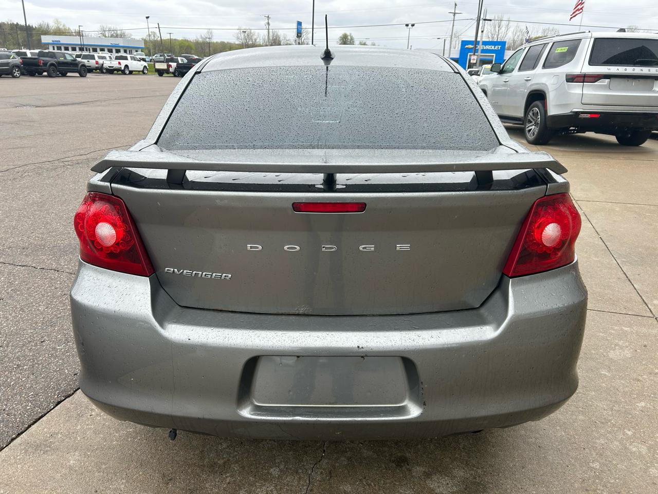 Used 2012 Dodge Avenger SE FWD image 6