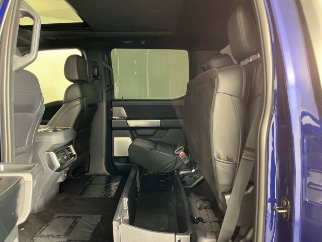 Used 2026 Ford F450 Platinum w/ FX4 Off-Road Package AWD/4WD image 33
