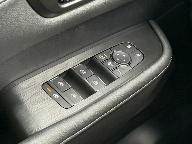 New 2026 Nissan Armada SL image 34