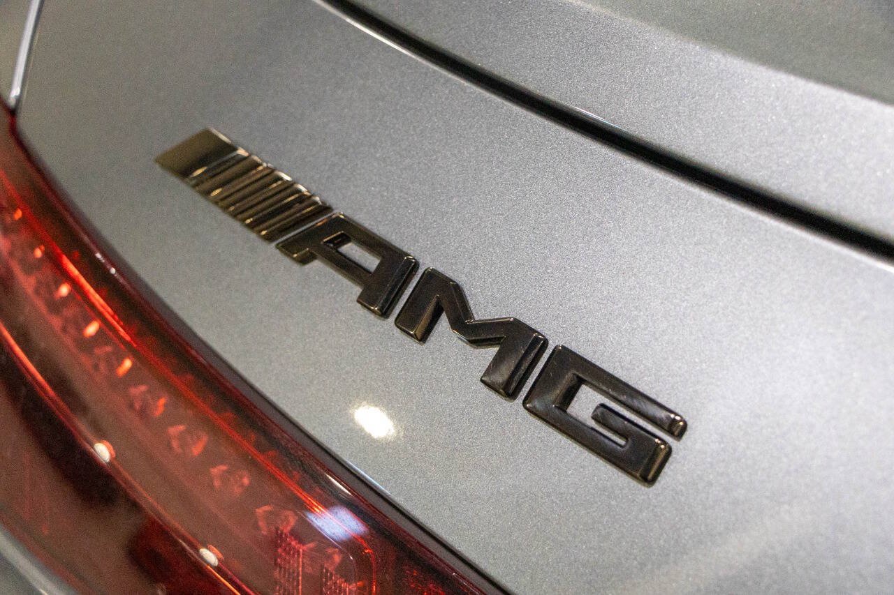 Used 2022 Mercedes-Benz SL 63 AMG 4MATIC image 34