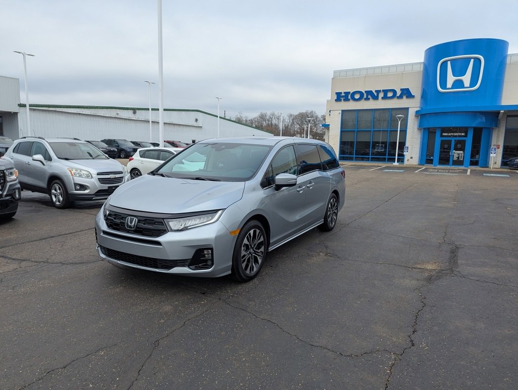 Used 2026 Honda Odyssey Elite image 7