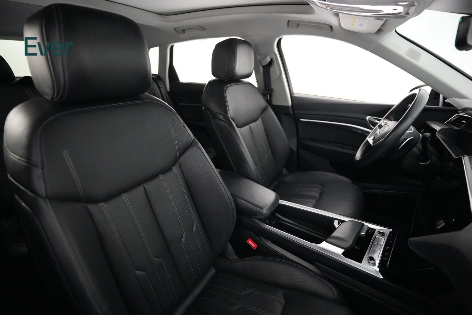 Used 2024 Audi Q8 e-tron Premium Plus w/ Prestige Package AWD/4WD image 23