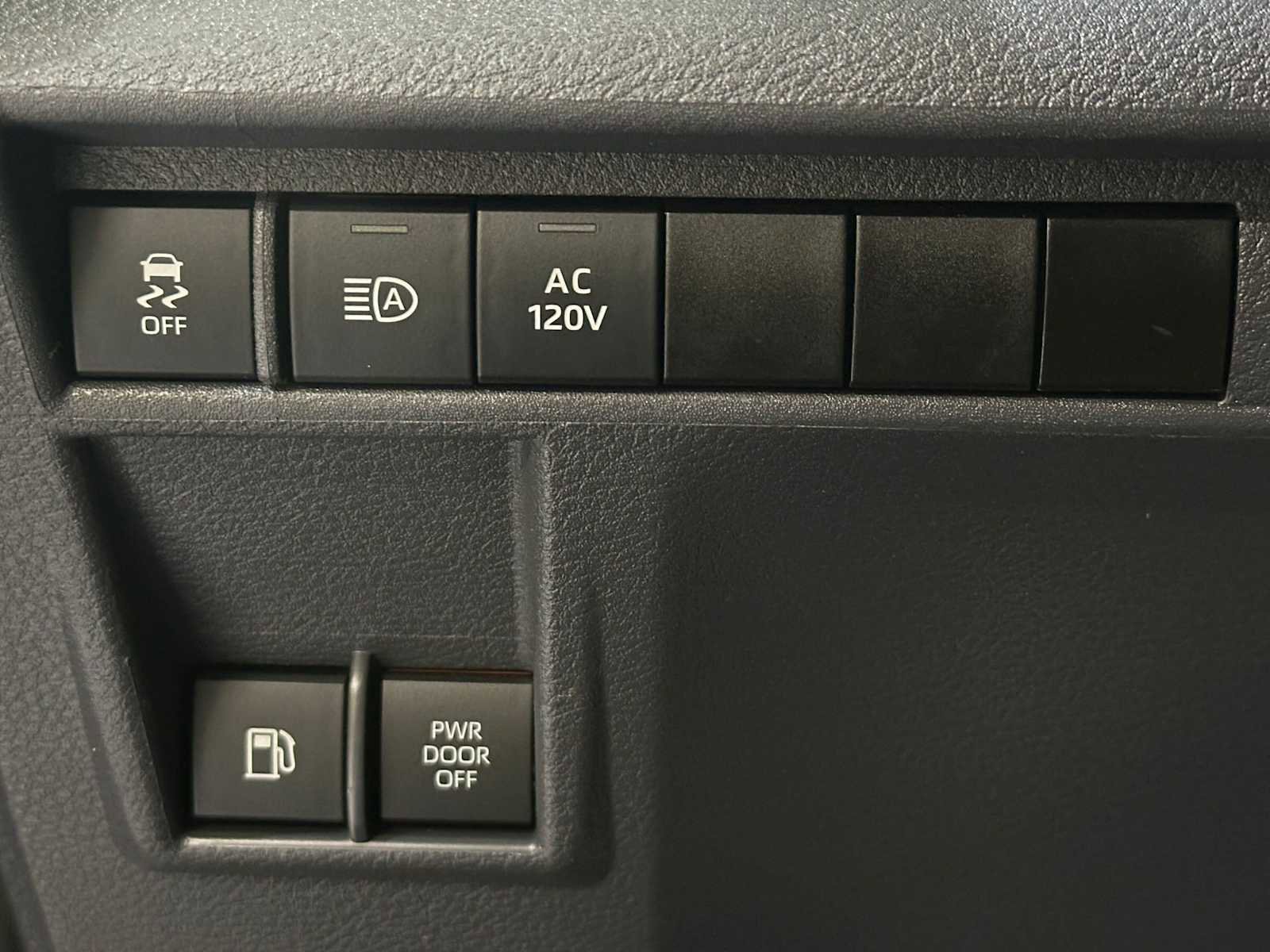 Certified 2021 Toyota Sienna Limited image 19