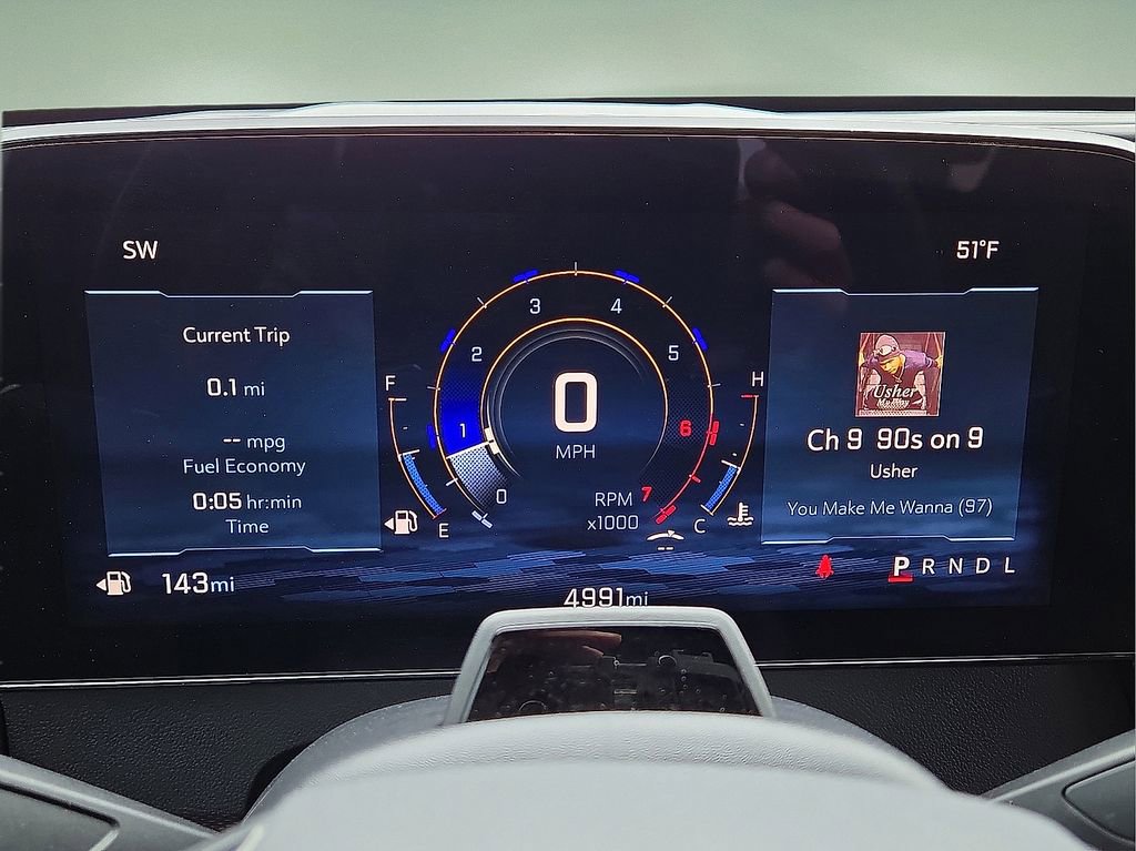 Used 2025 Chevrolet Traverse RS image 27