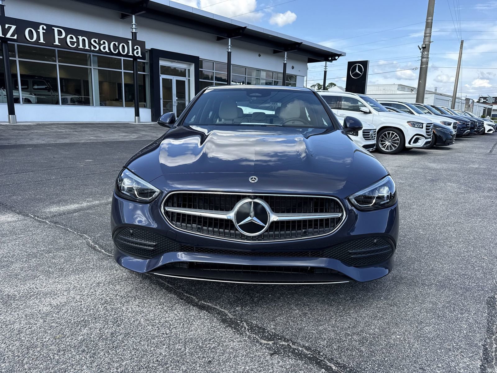 New 2025 Mercedes-Benz C 300 Sedan image 9