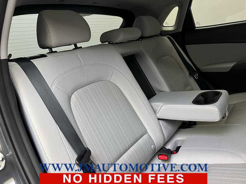 Used 2023 Hyundai Kona SEL image 18
