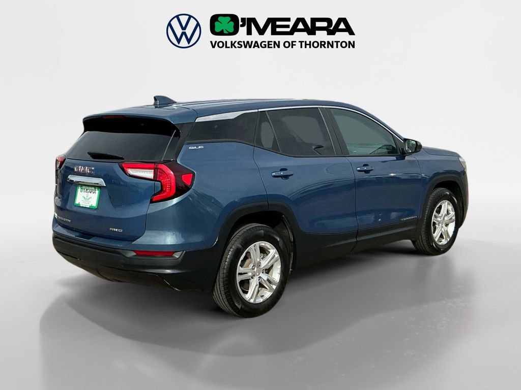 Used 2024 GMC Terrain SLE image 5