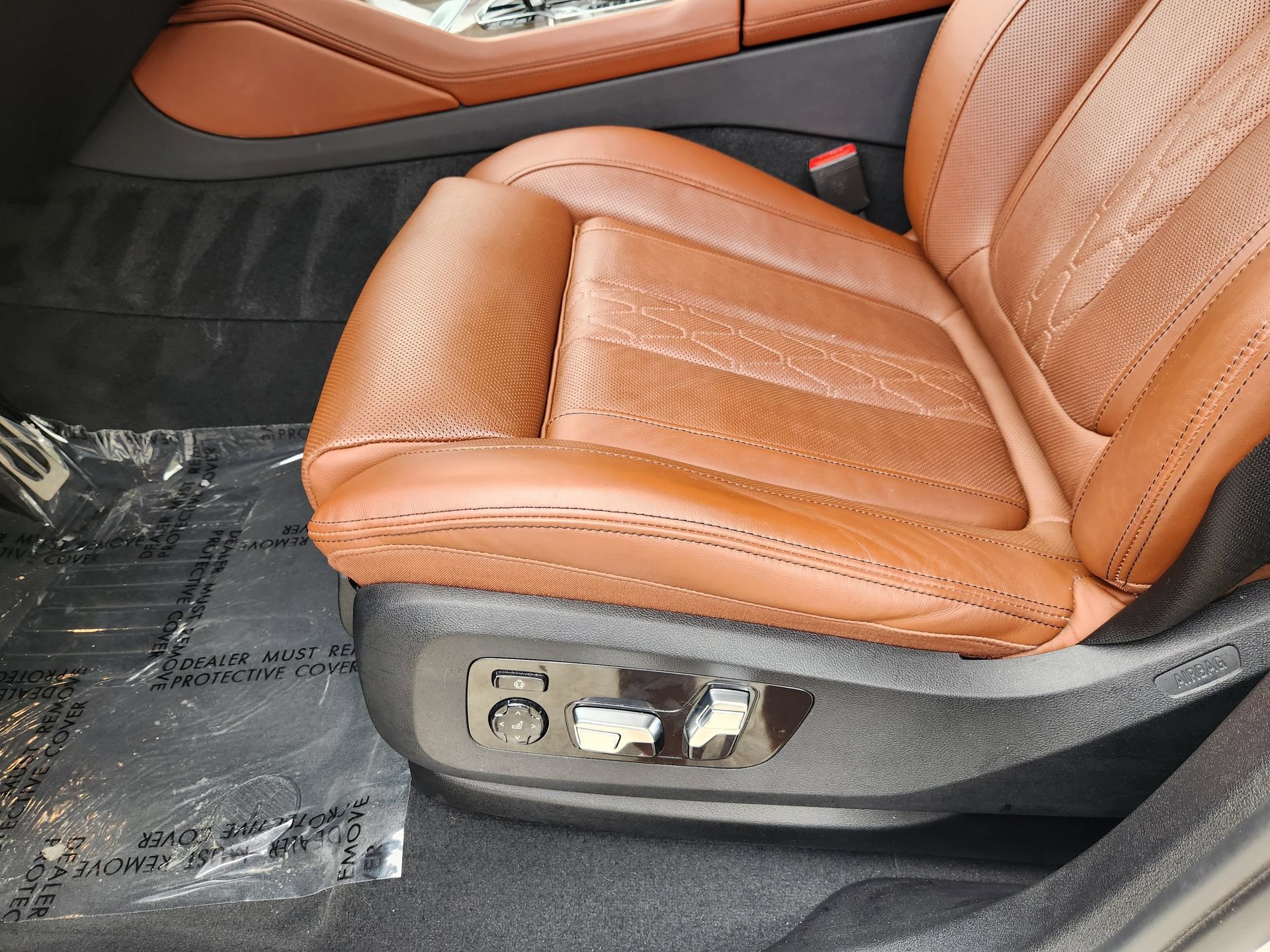 Used 2023 BMW X6 xDrive40i w/ Executive Package AWD/4WD image 25