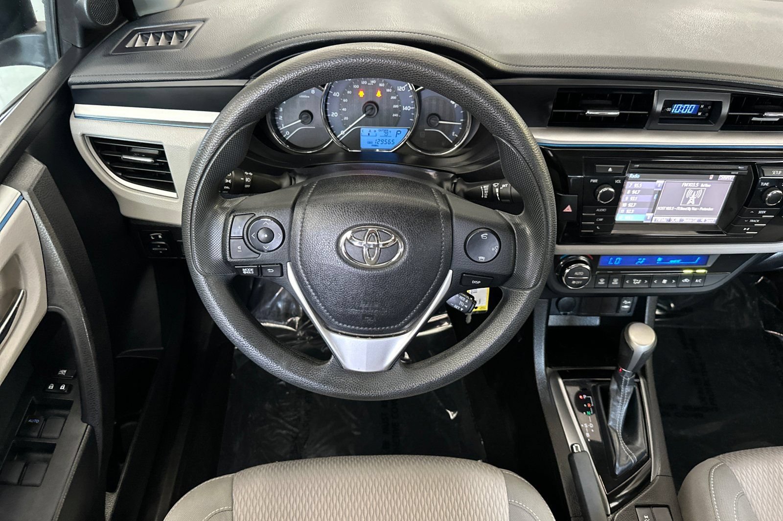 Used 2014 Toyota Corolla LE w/ Protection Package FWD image 16