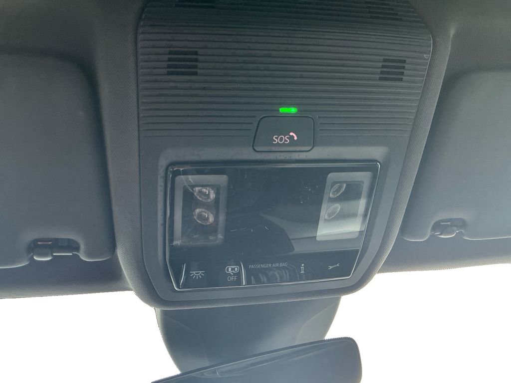 Used 2024 Volkswagen ID.4 2WD image 22