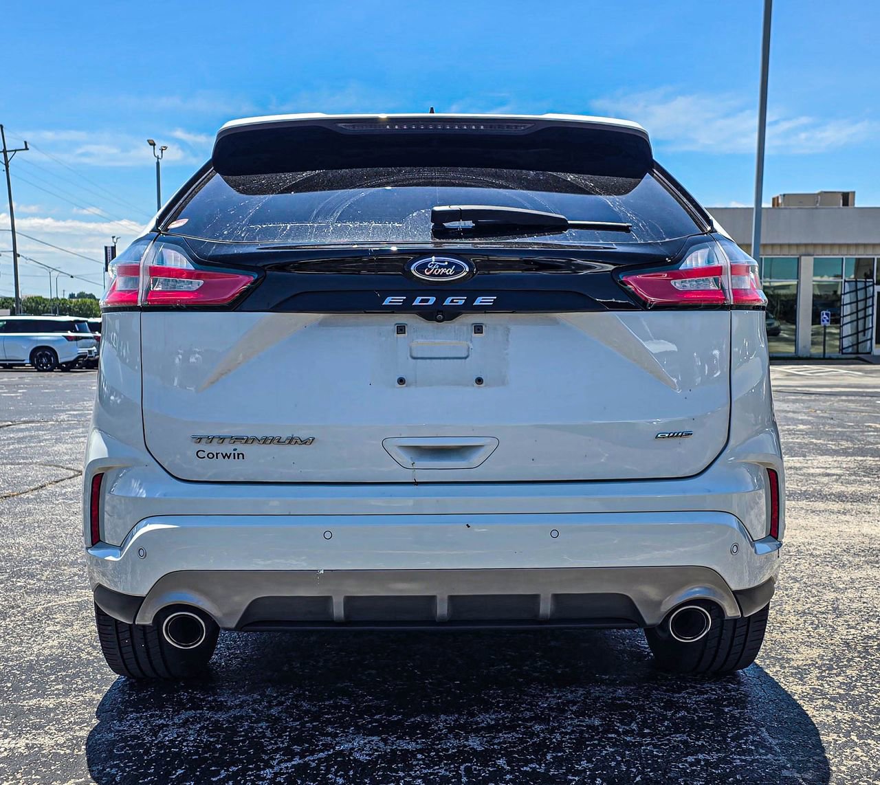 Used 2022 Ford Edge Titanium w/ Equipment Group 301A AWD/4WD image 5