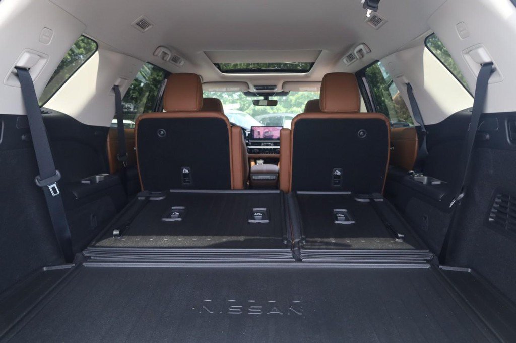 New 2026 Nissan Pathfinder Platinum AWD/4WD image 25