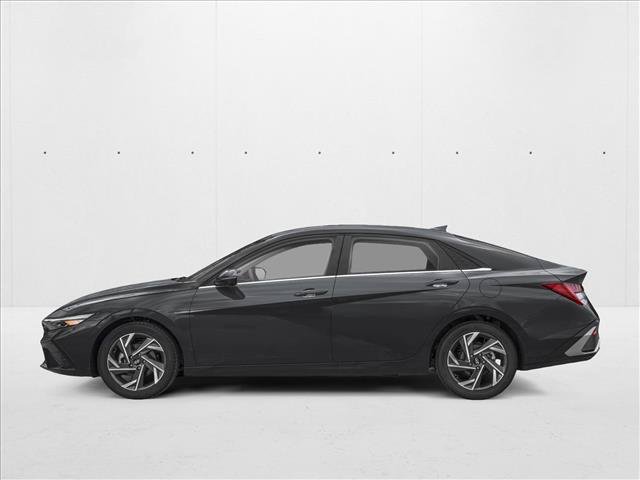 New 2026 Hyundai Elantra Limited FWD image 3