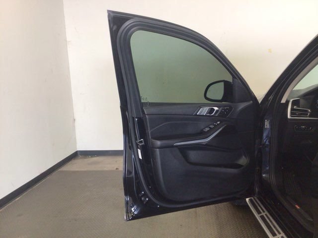 Used 2020 BMW X7 xDrive40i w/ Luxury Seating Package AWD/4WD image 7