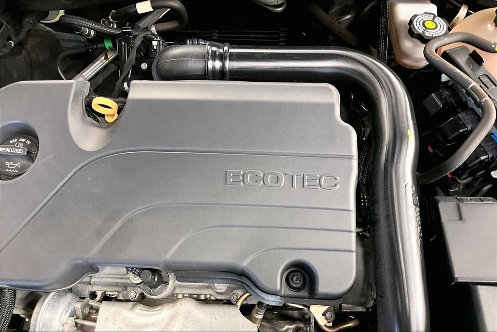Used 2021 Chevrolet Malibu LT FWD image 31